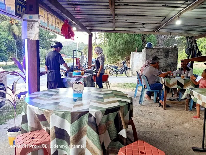 Buloh Inn Cafe Picture 8