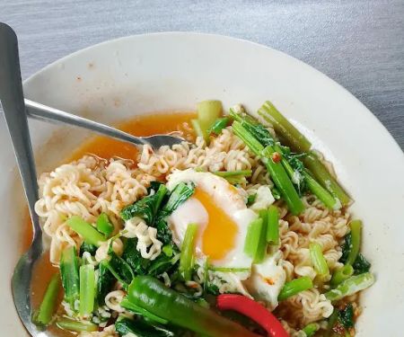 Aloya kitchen