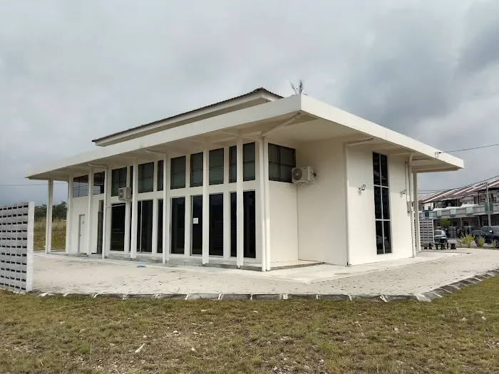 Surau al-Fattah Behrang Residen Picture 4