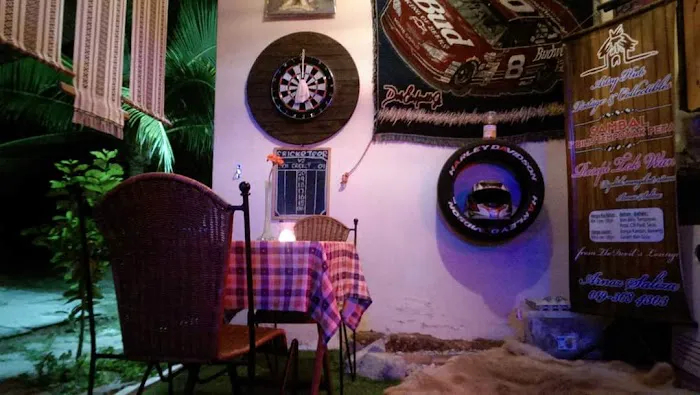 The Devil's Lounge Picture 8