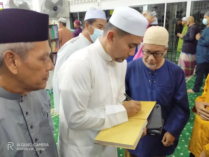Masjid Kampung Gesir Picture 7