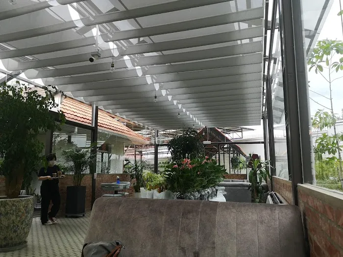 Garden Cafe Picture 2