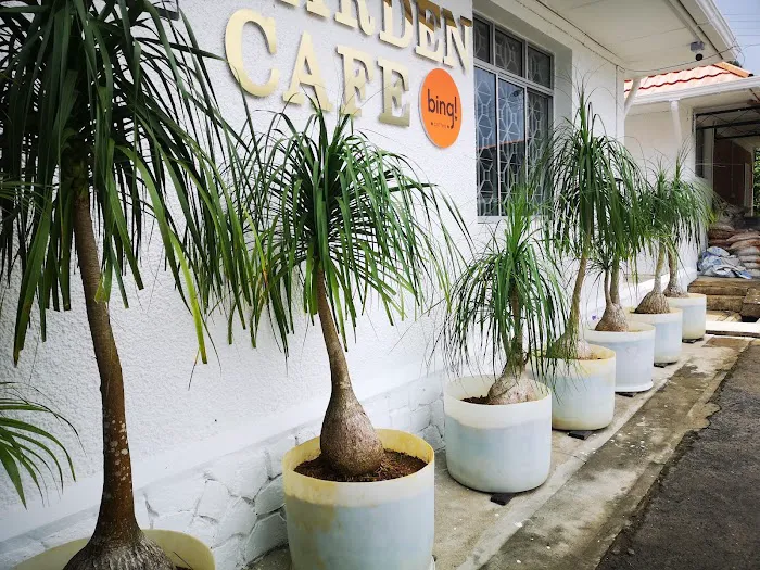 Garden Cafe Picture 4
