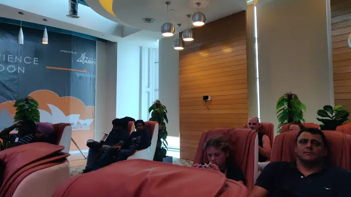 Movie lounge Picture 4