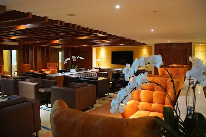 Sky Suite Airport Lounge @ KLIA Terminal 2 Picture 1