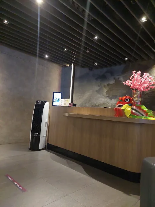 Premium Lounge KLIA2 Picture 7