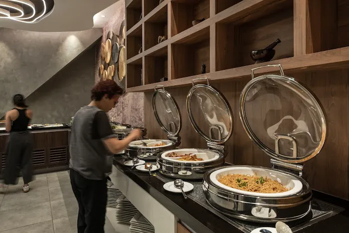 Travel Club Lounge @ KLIA Terminal 2, Gate Q Picture 8
