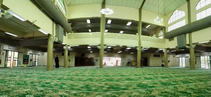 Surau Pusat Islam Picture 10