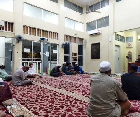 Surau Al-Bukhary Laman Glenmarie
