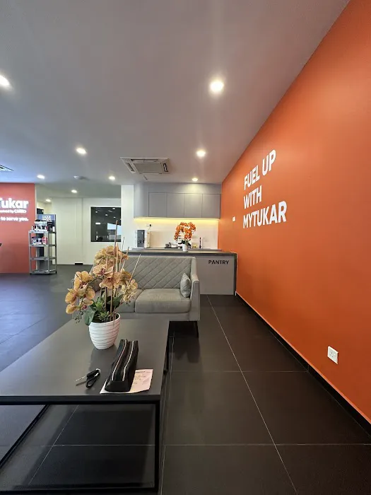 Carro (Formerly myTukar) Seremban - Retail Experience & Service Centre Picture 4