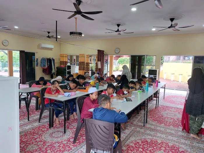 Surau Al-Mustafa Senaling Picture 4