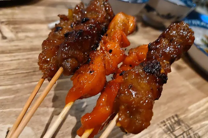Xiyuan Bar & Restaurant • 戏院 Picture 8