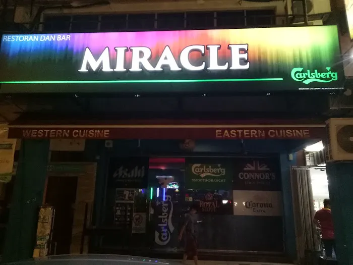 Miracle Restaurant & Bar Picture 2