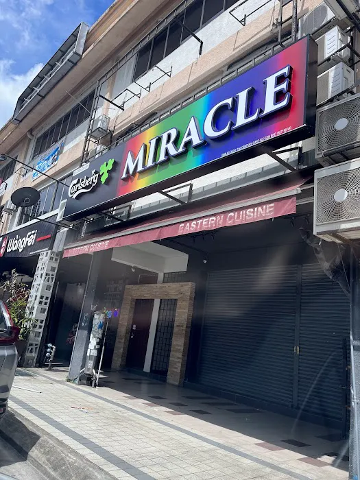 Miracle Restaurant & Bar Picture 3