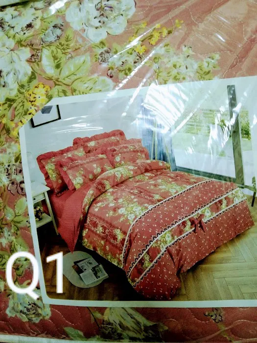MakMok shopping centre Picture 3