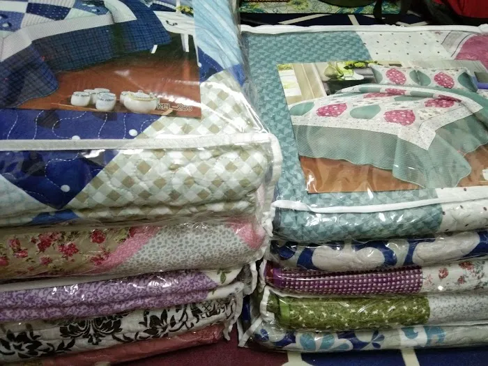 MakMok shopping centre Picture 7