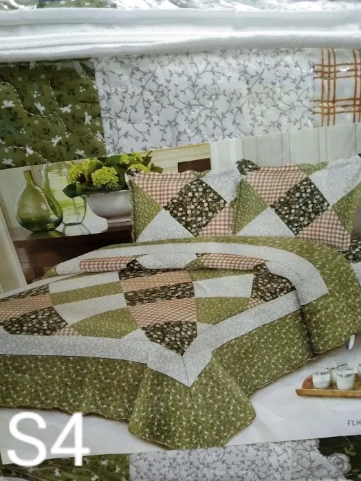 MakMok shopping centre Picture 6