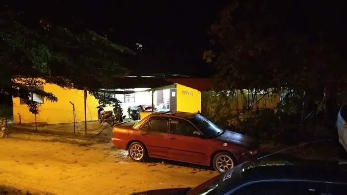 Surau Masjid Kg Seberang Pekan Picture 1