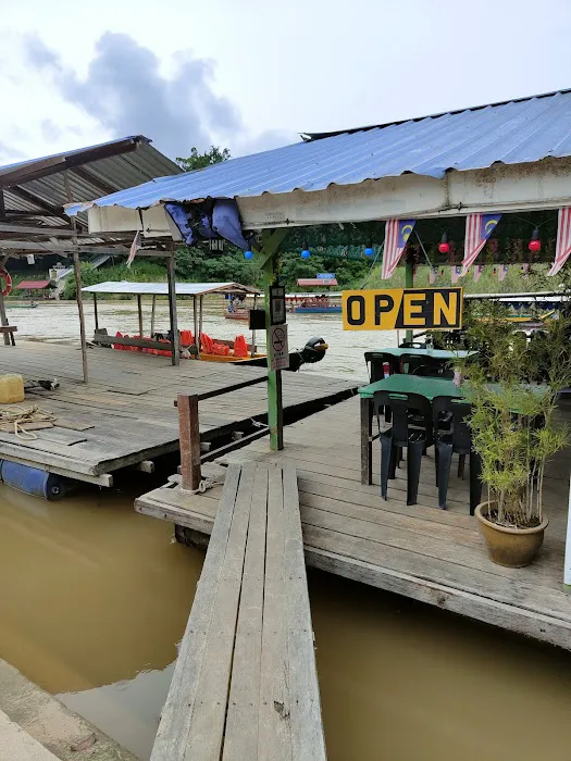 Mawar Floating Restaurant Picture 4