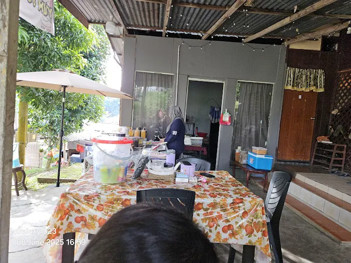 Yum Yum Stall Picture 5