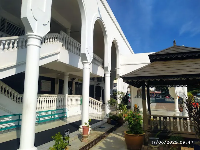 Masjid Jamek Yamtuan Raden Picture 3