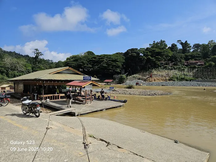 Wan Aziah Drink & Snack shop Picture 3