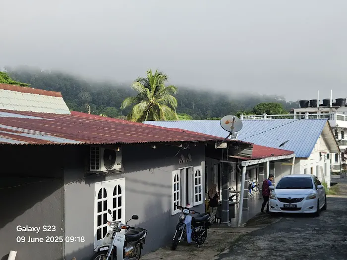 Wan Aziah Drink & Snack shop Picture 2
