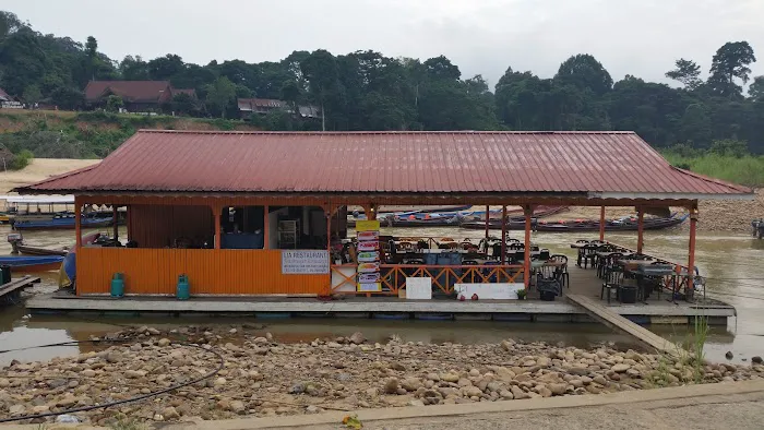 River Boat Restaurants Picture 6
