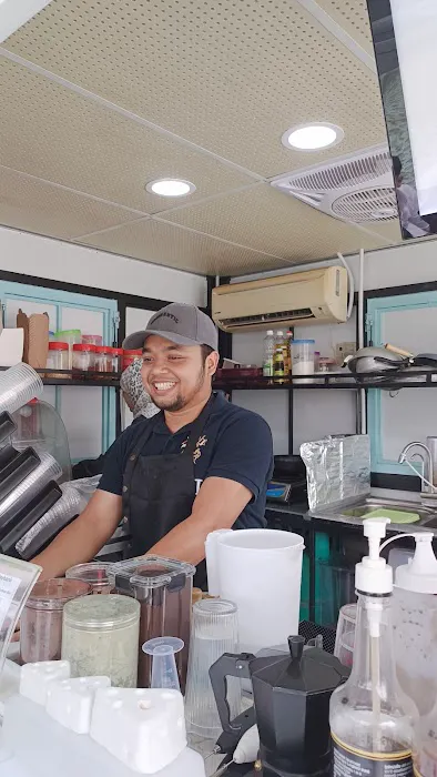 Aman Cabin Cafe Picture 7