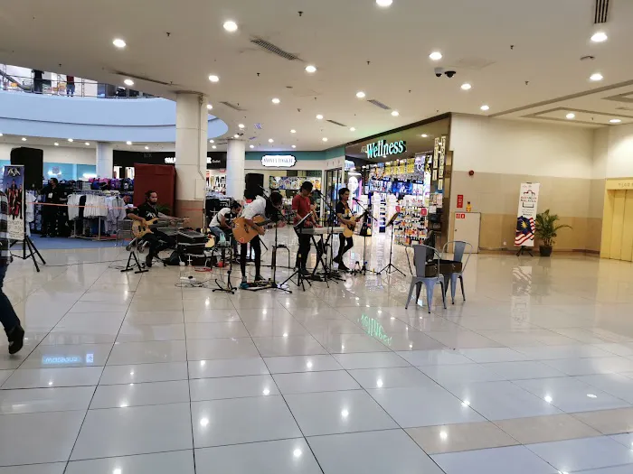 AEON Mall | Taman Equine Shopping Centre Picture 9