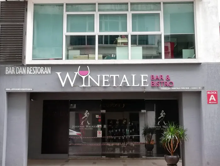 Winetale Bar & Restaurant Picture 2