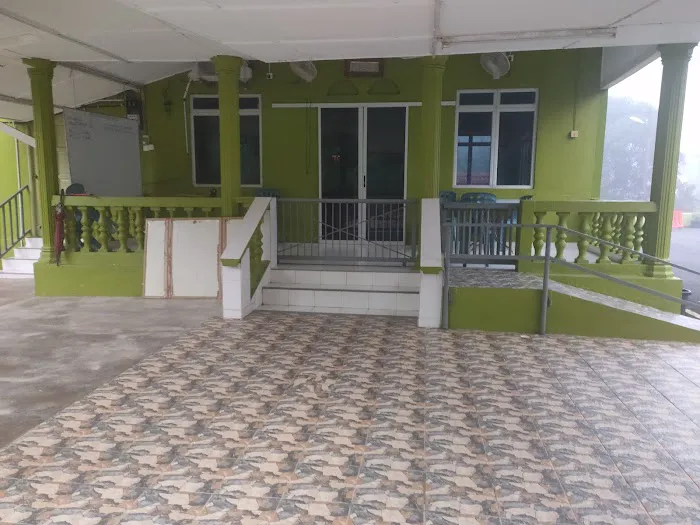 Surau Makmur Kampung Paya Pelantar Picture 2