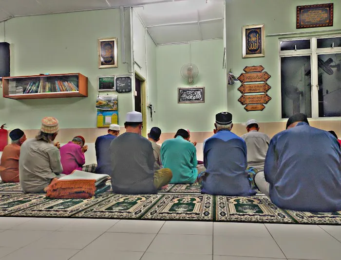 Surau Makmur Kampung Paya Pelantar Picture 7