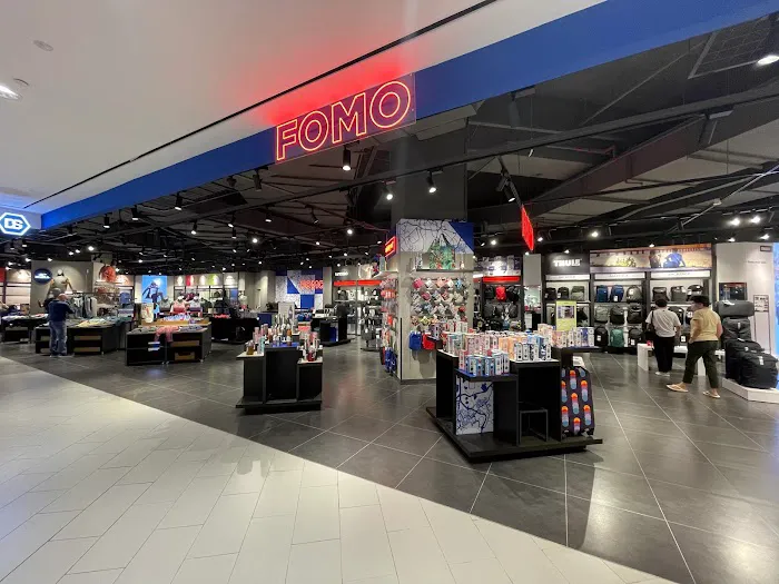 FOMO Malaysia Genting Concept Store - Travel & Lifestyle Picture 1
