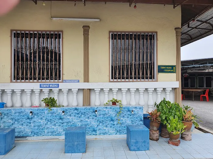 As-Syarif Mosque (Town Mosque) Picture 6