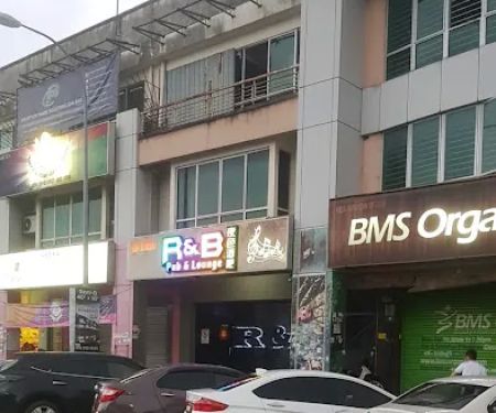 R&B pub@lounge