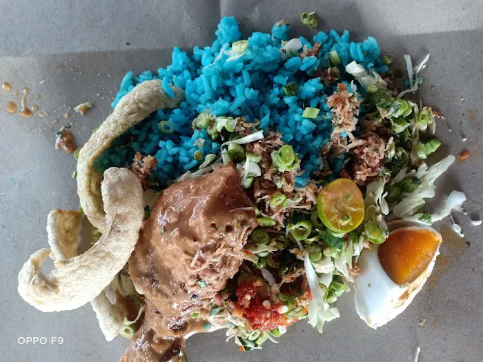 Nasi Kerabu Ayam Percik Kelate / Tok Wan Tom Yam Picture 2