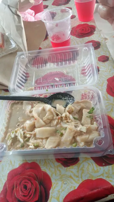 Nasi Kerabu Ayam Percik Kelate / Tok Wan Tom Yam Picture 3
