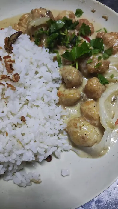 Watie Nasi Campur Picture 2