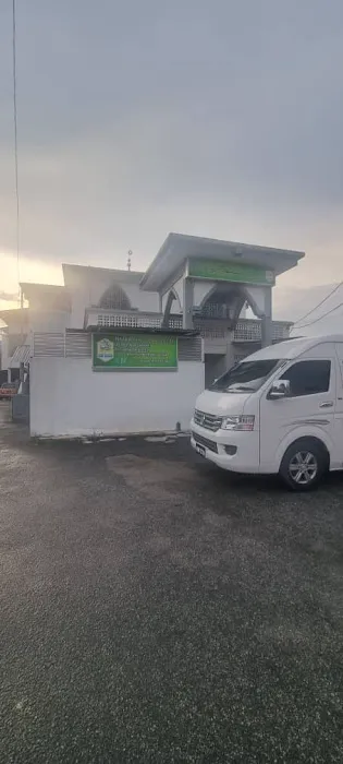 JOMTIKET.MY TRAVEL & VAN RENTAL Picture 1