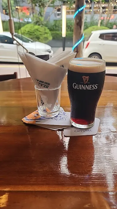 Healy Mac's Irish Bar & Restaurant - Publika Picture 2