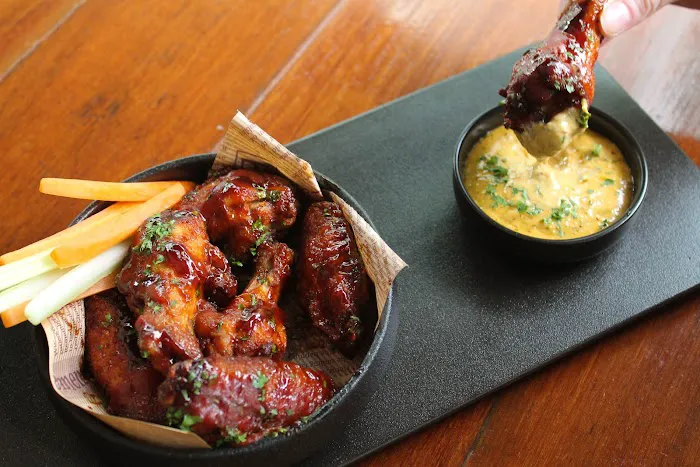 Healy Mac's Irish Bar & Restaurant - Publika Picture 4