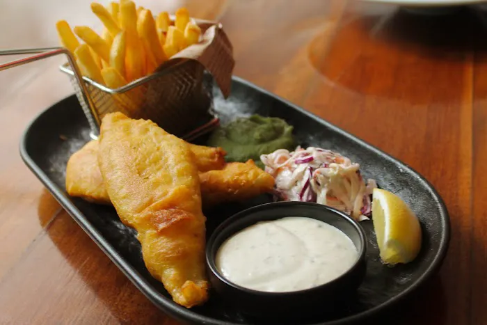 Healy Mac's Irish Bar & Restaurant - Publika Picture 7