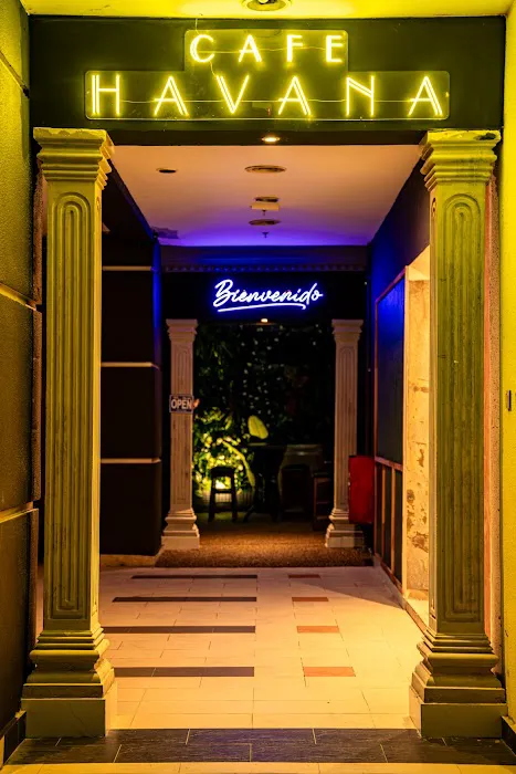 Viva Havana, Publika Picture 4