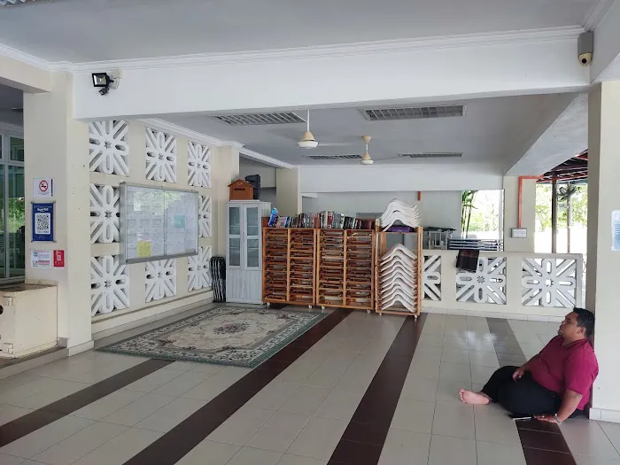 Surau Al-Manar Picture 10