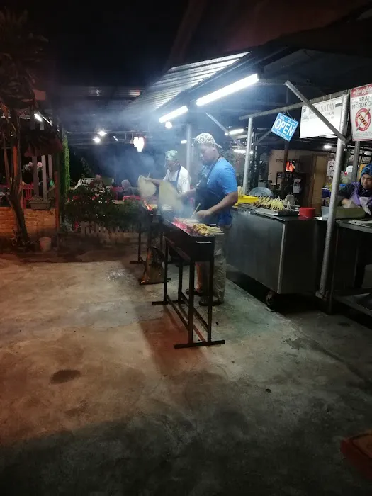 Man Satay Picture 3