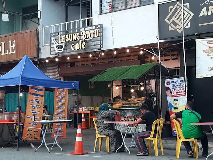 Lesung Batu Kafe Picture 4