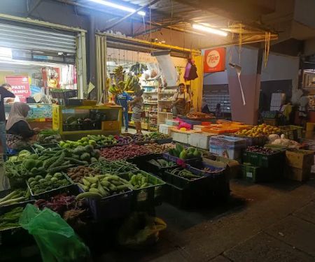 Kedai Tuhin