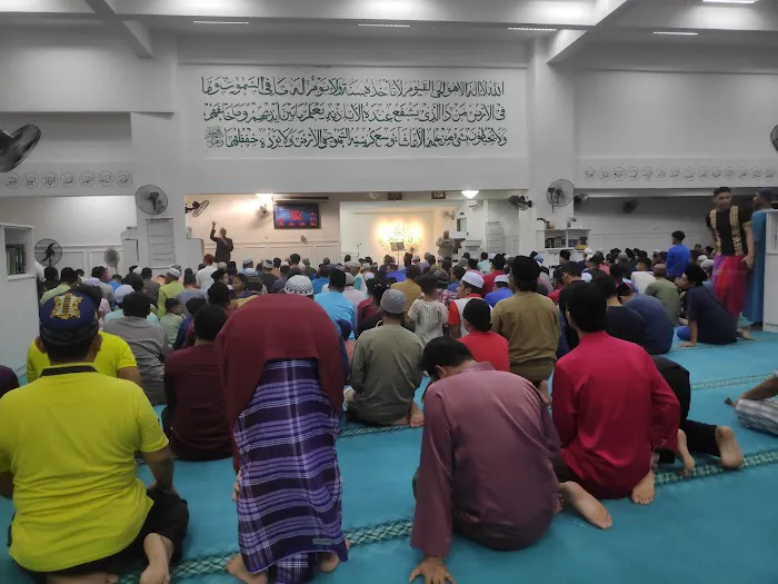 Surau Al Munawarah PR1MA Alam Damai Picture 6
