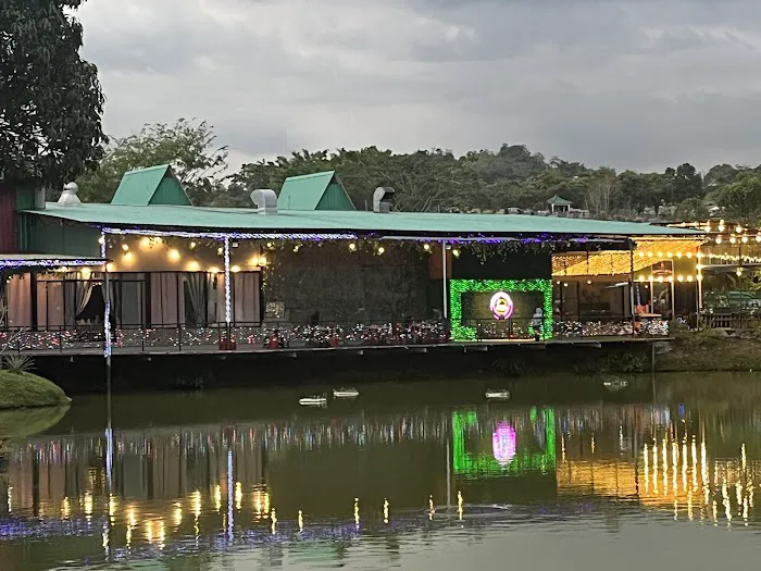 Lakeview Steamboat&Grill Picture 5